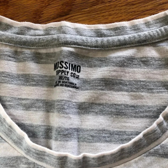 Mossimo Supply T-Shirt - Picture 3 of 3